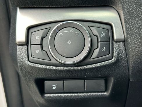 Used 2019 Ford Explorer XLT w/ Equipment Group 202A image 29