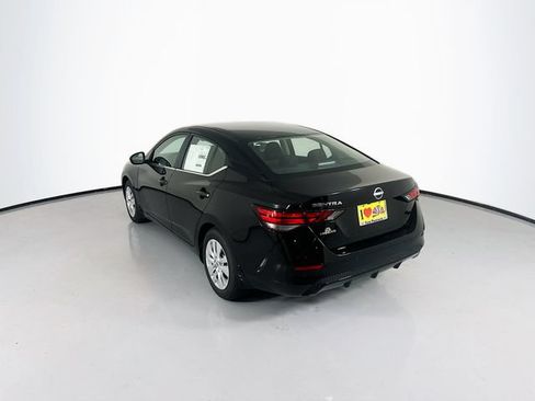 Used 2025 Nissan Sentra S FWD image 5