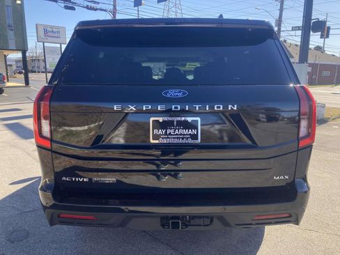 Used 2025 Ford Expedition Max Active image 6
