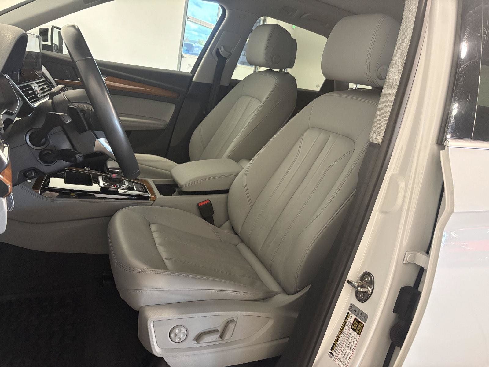 Used 2023 Audi Q5 2.0T Premium Plus AWD/4WD image 15