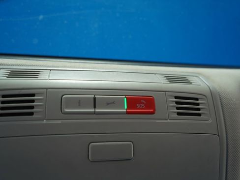 Used 2024 Volkswagen Jetta SE image 36