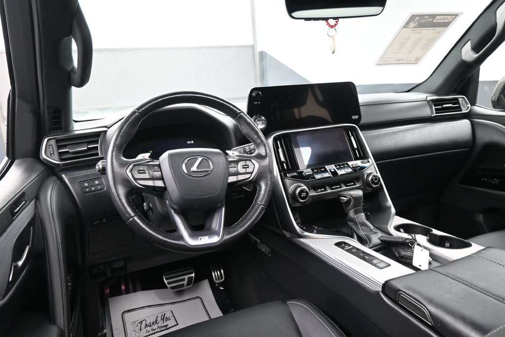 Used 2024 Lexus LX 600 F Sport AWD/4WD image 21