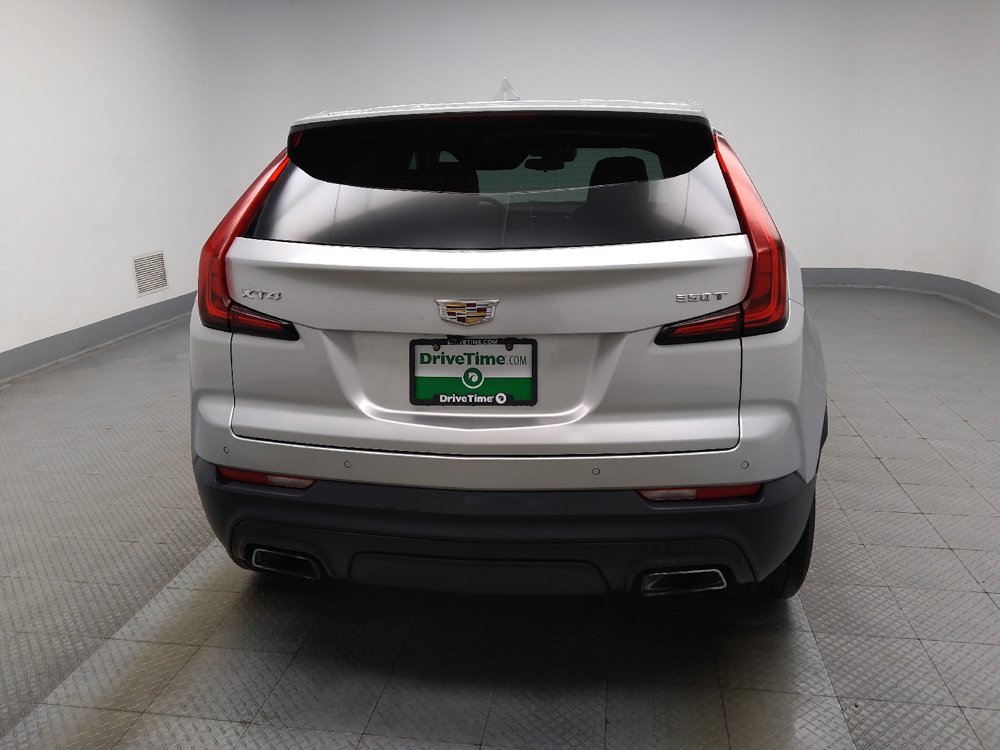 Used 2020 Cadillac XT4 Luxury w/ Cold Weather Package FWD image 7