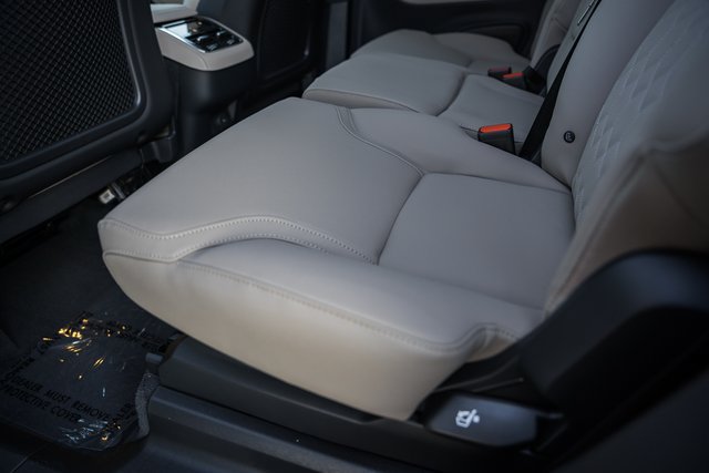 New 2026 Volvo XC90 B6 Plus AWD/4WD image 32