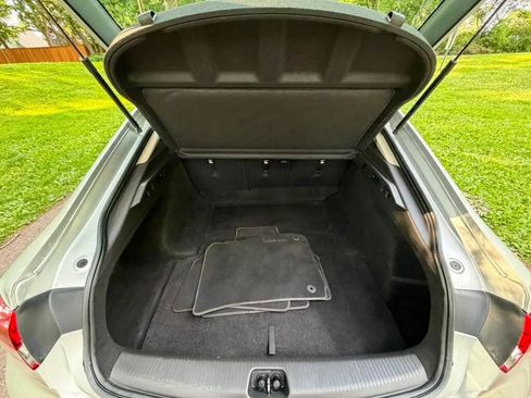Used 2018 Buick Regal Preferred FWD image 17