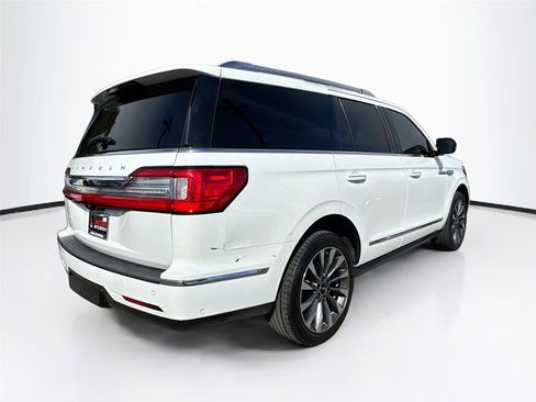 Used 2021 Lincoln Navigator Reserve w/ Luxury Package image 13