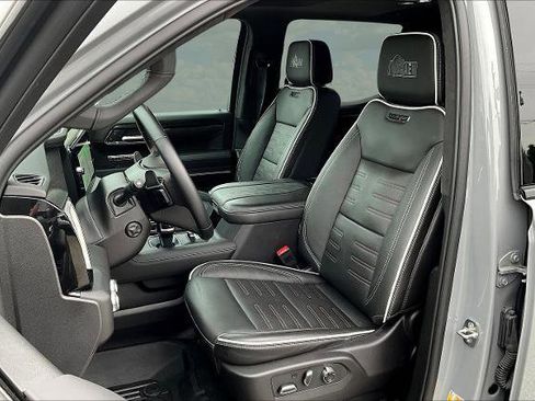 Used 2024 GMC Sierra 1500 AT4X w/ AT4X AEV Edition AWD/4WD image 22