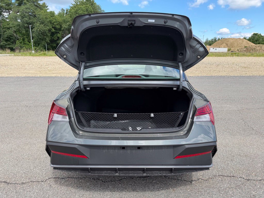 New 2026 Hyundai Elantra SEL w/ Cargo Package FWD image 19