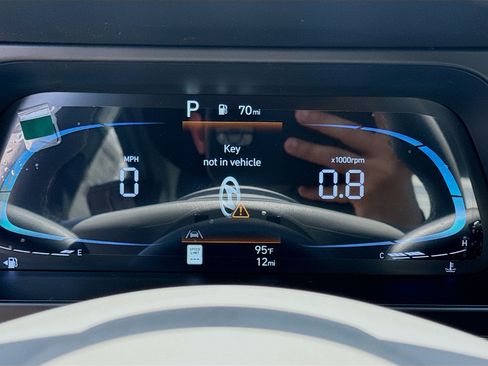 New 2026 Hyundai Elantra Sport FWD image 9
