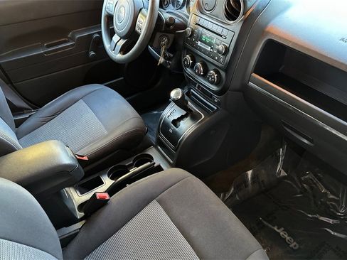 Used 2016 Jeep Patriot Sport image 17