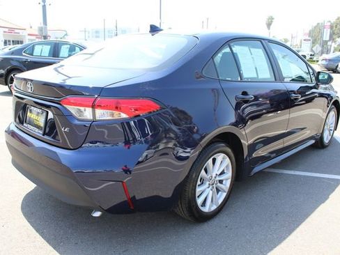 Certified 2026 Toyota Corolla LE w/ LE Premium Package FWD image 30