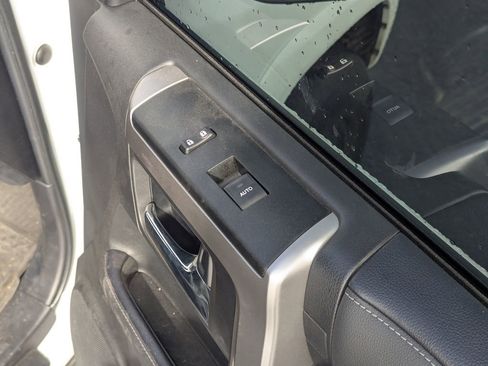 Used 2024 Toyota 4Runner SR5 Premium w/ Moonroof Package image 38