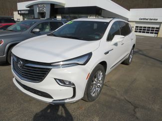 Used 2023 Buick Enclave Premium w/ Experience Buick Package video 3