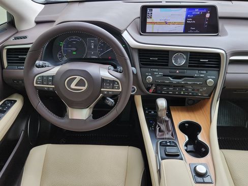 Used 2018 Lexus RX 450hL Premium w/ Premium Package AWD/4WD image 27