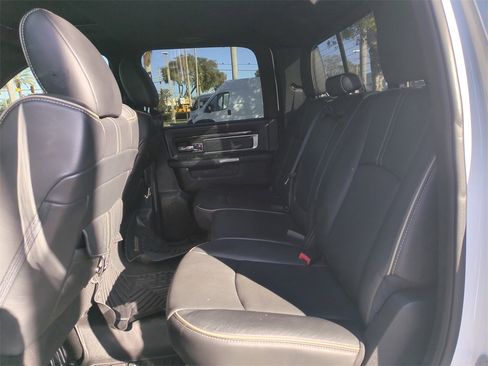 Used 2018 RAM 1500 Limited image 15