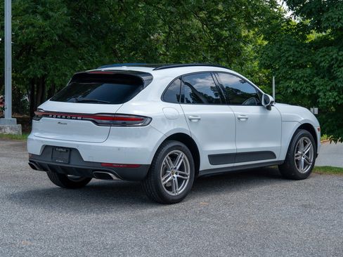 Used 2019 Porsche Macan AWD/4WD image 7