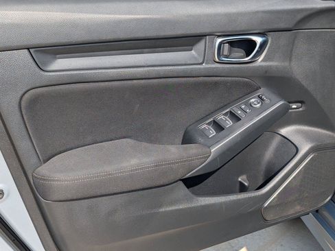 Used 2025 Honda Civic Sport image 14
