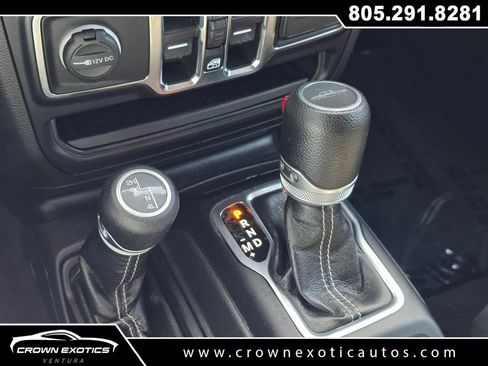 Used 2022 Jeep Gladiator Overland w/ Safety Group AWD/4WD image 28
