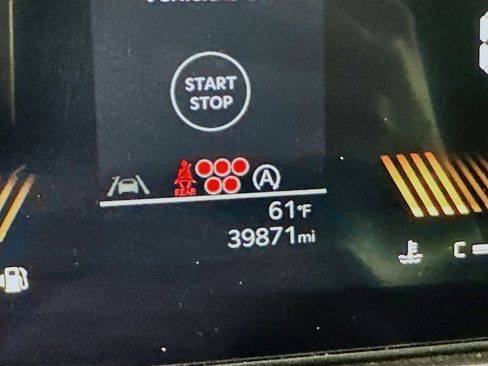 Used 2024 Kia Sorento S image 19