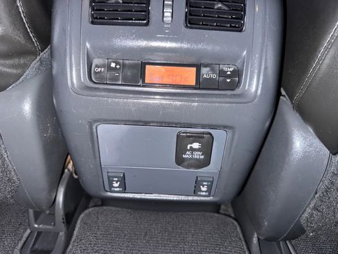 Used 2013 Nissan Pathfinder Platinum image 5