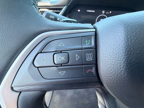 Used 2025 Jeep Grand Cherokee L Laredo w/ Luxury Tech Group I image 14