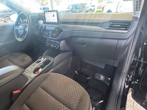 Used 2024 Ford Escape Active image 27