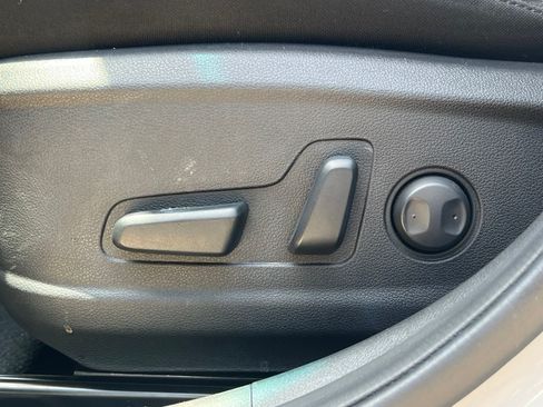 Used 2023 Hyundai Kona SEL FWD image 24