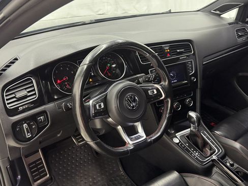 Used 2015 Volkswagen GTI SE w/ Lighting Package (SEL) FWD image 15
