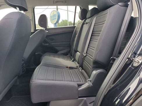 Used 2022 Volkswagen Tiguan S FWD image 9