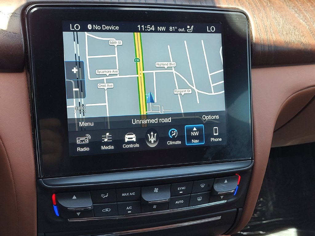 Used 2018 Maserati Quattroporte S GranLusso RWD image 18