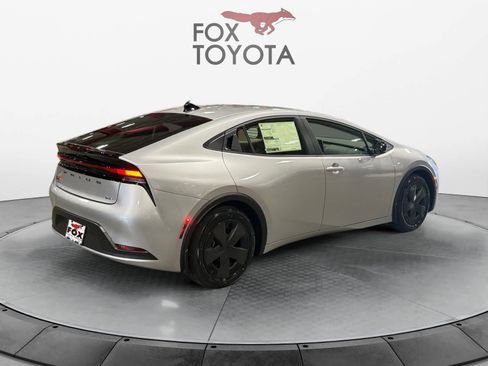 New 2026 Toyota Prius LE image 5