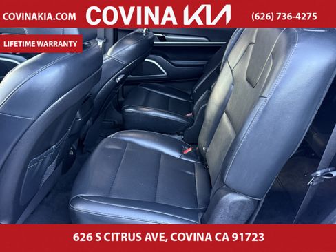Certified 2022 Kia Telluride S image 31