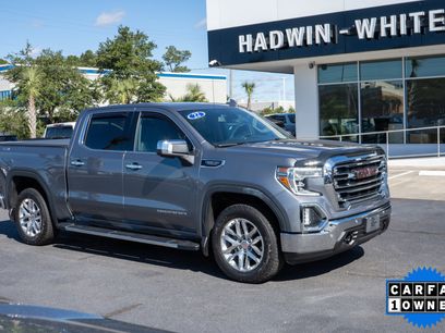 Used 2022 GMC Sierra 1500 SLT w/ SLT Premium Plus Package