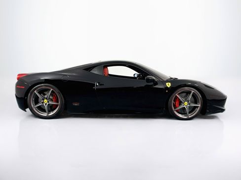 Used 2014 Ferrari 458 Italia Coupe RWD image 4