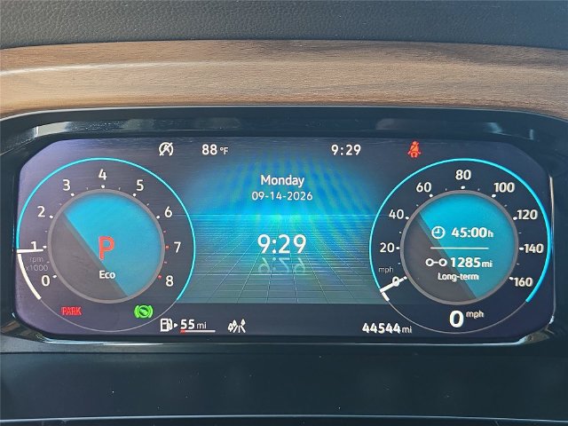 Used 2024 Volkswagen Atlas SE w/ Panoramic Sunroof Package FWD image 26
