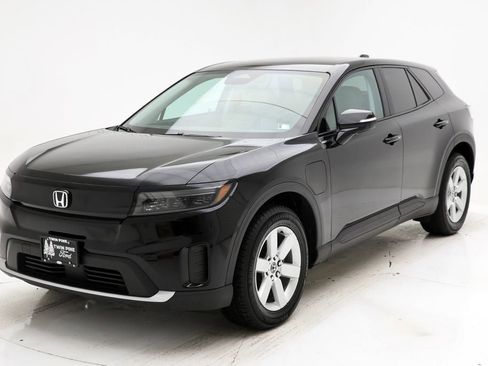 Used 2024 Honda Prologue EX image 2