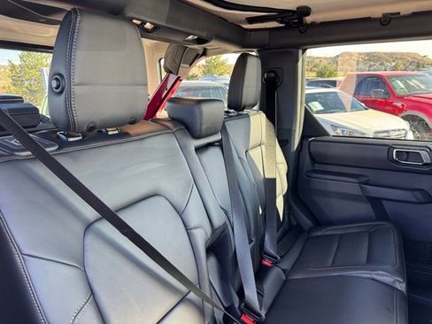 New 2025 Ford Bronco Badlands w/ Sasquatch Package image 25