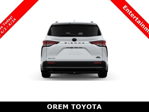 New 2026 Toyota Sienna XLE Woodland Edition image 8