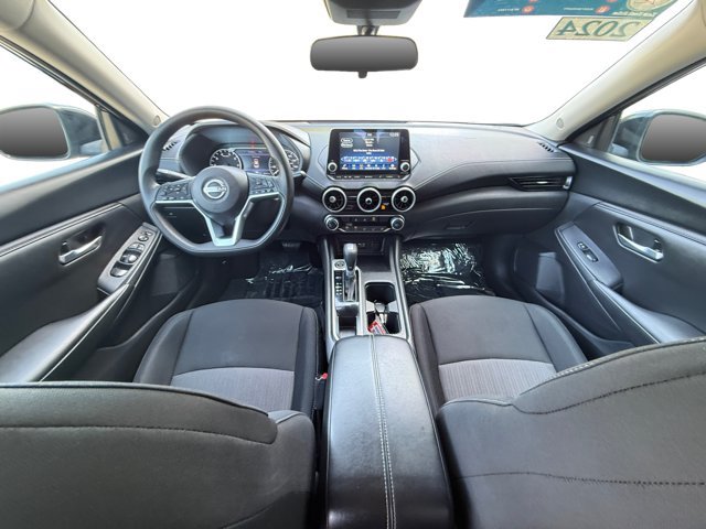 Used 2024 Nissan Sentra SV FWD image 13