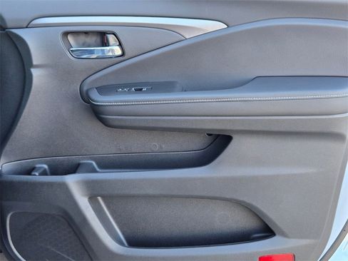 Used 2025 Honda Ridgeline RTL image 26