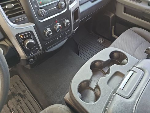 Used 2019 RAM 1500 Warlock AWD/4WD image 28