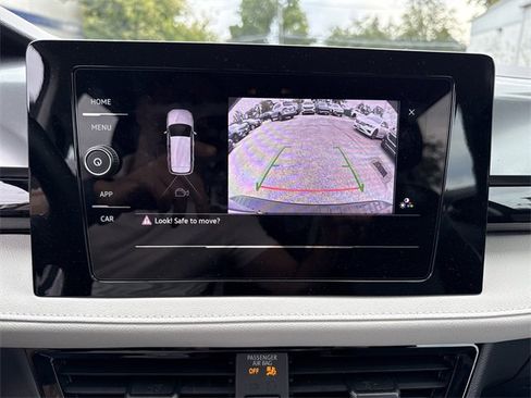 Used 2025 Volkswagen Taos S image 21