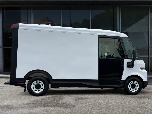 Used 2024 Chevrolet Brightdrop 400 w/ Commercial Equipment Package AWD/4WD image 6