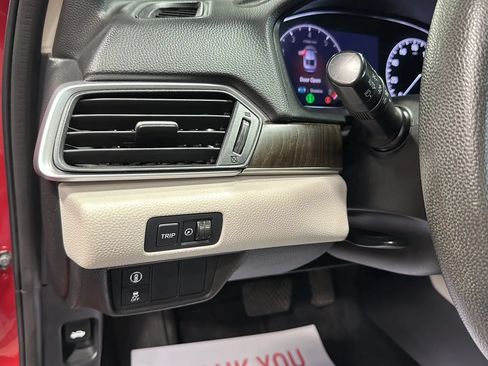 Used 2020 Honda Accord EX image 27