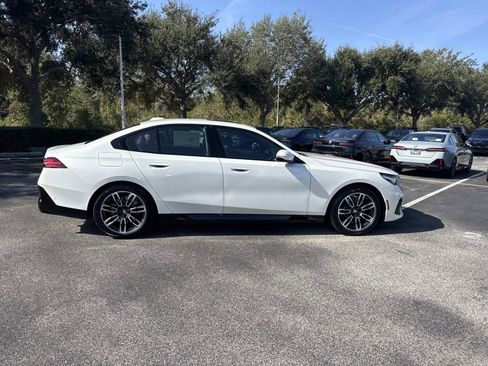 New 2026 BMW 530i w/ M Sport Package image 3