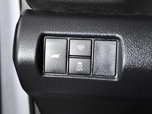 Used 2025 Honda Pilot TrailSport image 37