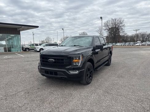 Used 2023 Ford F150 XLT w/ Equipment Group 302A High image 5