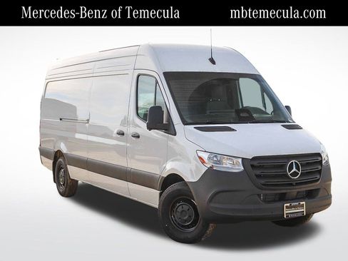 New 2025 Mercedes-Benz Sprinter 2500 image 1