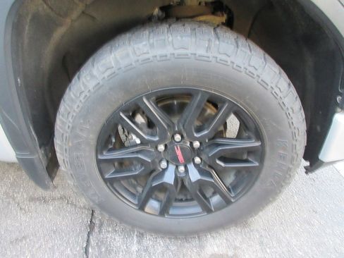 Certified 2021 GMC Sierra 1500 Elevation w/ X31 Off-Road Package image 9