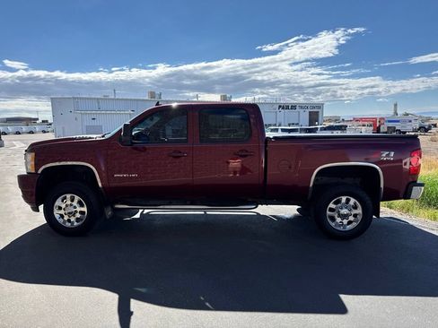 Used 2013 Chevrolet Silverado 2500 LT w/ Z71 Appearance Package AWD/4WD image 6